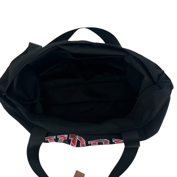 NWT PINK Victoria’s Secret Black “LOVEPINK” Shoulder Bag - Picture 3 of 7